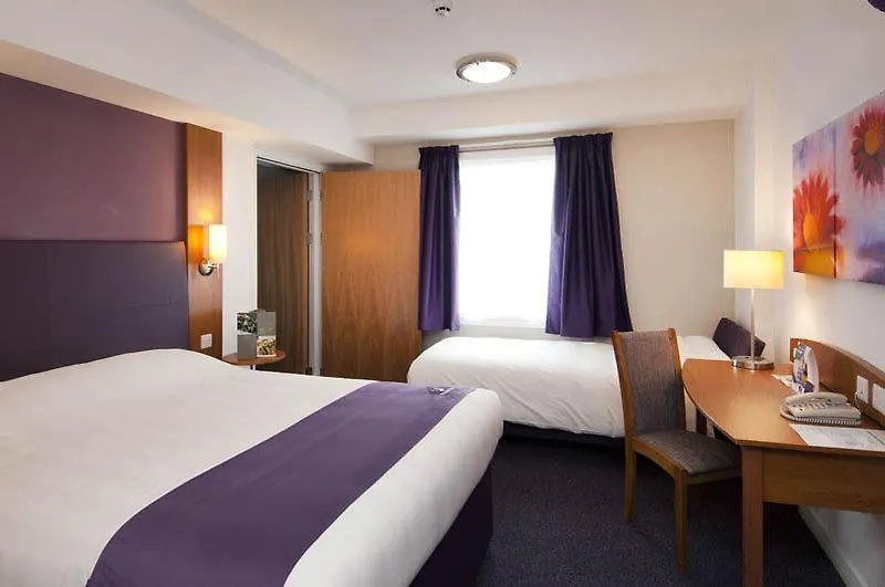 Premier Inn Halifax South Reino Unido